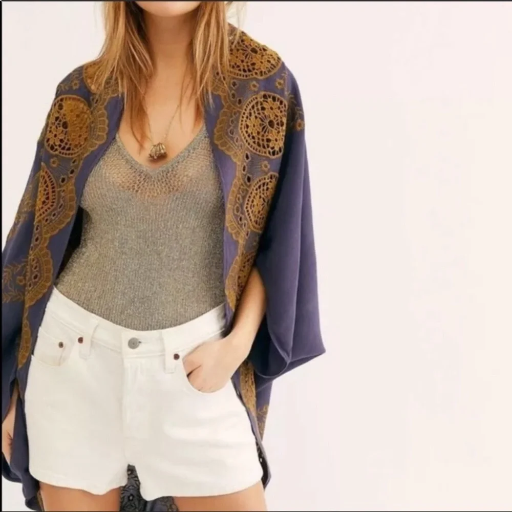 NWT Free People Catania  Embroidered Kimon…